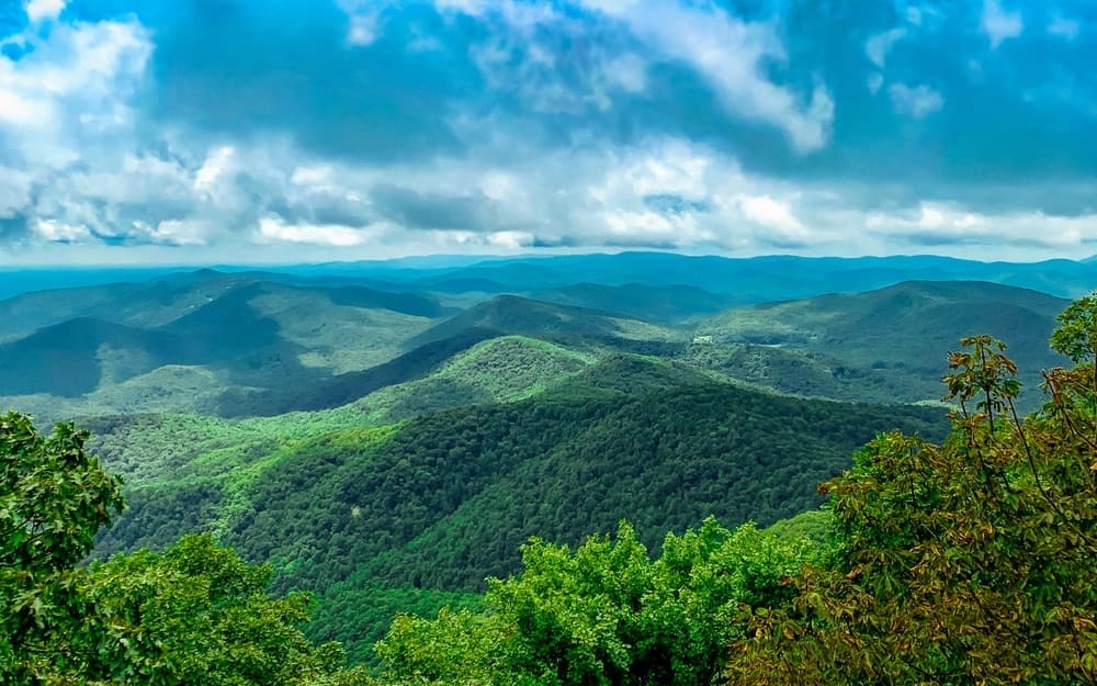 Blue Ridge mountain overlook